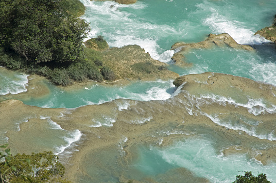 A horizontal crop of Rio Santo Domingo at Las Nubes with a 24-120mm lens set at 110mm